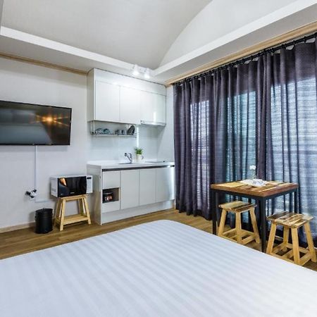 Romance Jeju Pension מראה חיצוני תמונה