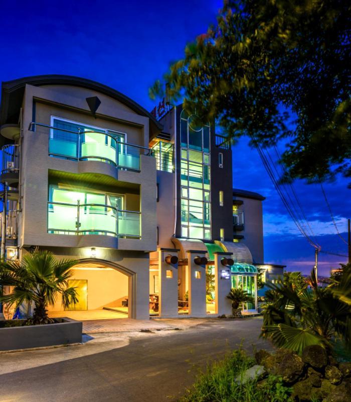 Romance Jeju Pension מראה חיצוני תמונה